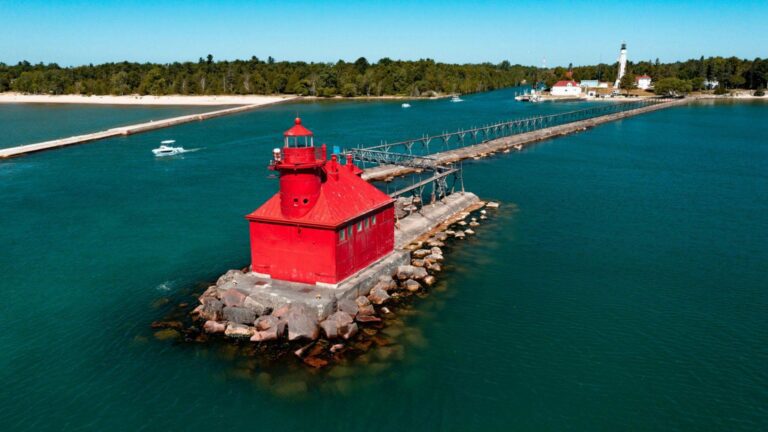 Sturgeon Bay Lighthouse on Lake Michigan